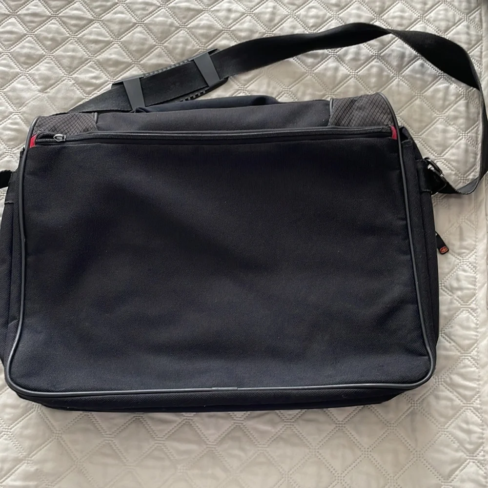 Wenger Swiss Army canvas case